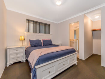 Listing image for 8 Boranup Rise, Piara Waters  WA  6112