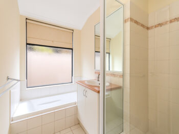 Listing image for 8 Binnia Mews, Harrisdale  WA  6112