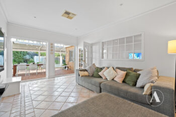 Listing image for 11 Thyme Close, Thornlie  WA  6108