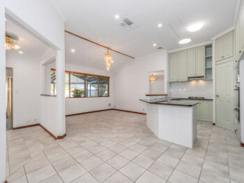 Listing image for 322 Knutsford Avenue, Kewdale  WA  6105