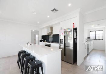 Listing image for 11 Agate Way, Byford  WA  6122