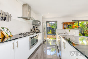 Listing image for 9 Glenora Way, Harrisdale  WA  6112