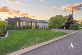 Listing image for 93 Princeton Circuit, Aubin Grove  WA  6164