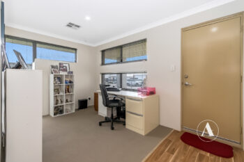 Listing image for 40 Veterans Drive, Byford  WA  6122