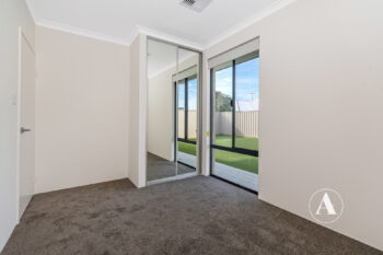 Listing image for 1 Yale Close, Haynes  WA  6112