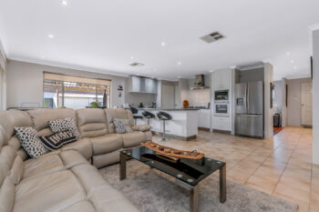 Listing image for 2/35 Grundy Way, Thornlie  WA  6108