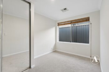 Listing image for 33 Rossiter Avenue, Piara Waters  WA  6112