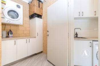 Listing image for 1/11 Yewers Drive, Champion Lakes  WA  6111