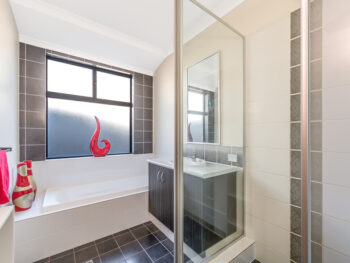 Listing image for 8 Bosbaan Place, Champion Lakes  WA  6111