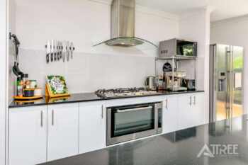 Listing image for 9 Glenora Way, Harrisdale  WA  6112