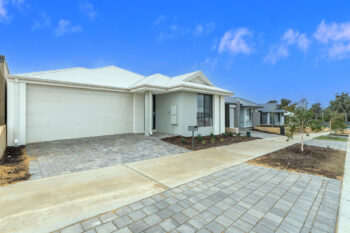 Listing image for 33 Cardinal Loop, Lakelands  WA  6180