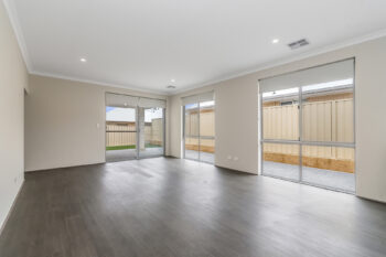 Listing image for 5 Somerset Way, Lakelands  WA  6180