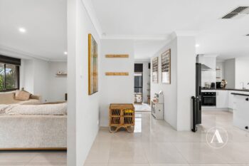 Listing image for 10 Explorer Drive, Thornlie  WA  6108