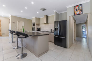 Listing image for 7 Blarney Place, Canning Vale  WA  6155