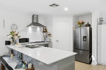 Listing image for 4 Golden Way, Piara Waters  WA  6112