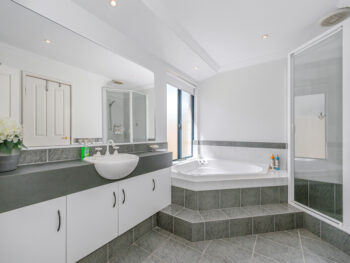 Listing image for 12 Luton Court, Canning Vale  WA  6155