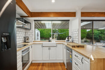 Listing image for 4 Bardwell Street, Thornlie  WA  6108