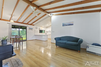 Listing image for 40 Springfields Close, Banjup  WA  6164