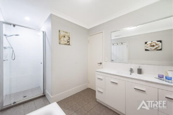 Listing image for 33 Crufts Way, Canning Vale  WA  6155