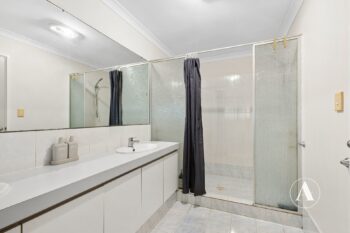Listing image for 2 Quenda Close, Beeliar  WA  6164