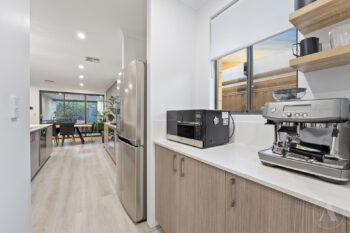 Listing image for 21 Peridot Street, Treeby  WA  6164