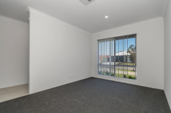 Listing image for 8 Capitola Way, Madora Bay  WA  6210