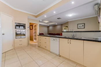 Listing image for 11 Hockley Loop, Canning Vale  WA  6155