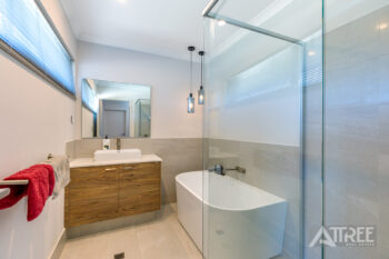 Listing image for 25 Cedarleaf Entrance, Treeby  WA  6164