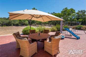 Listing image for 926 Nicholson Road, Oakford  WA  6121