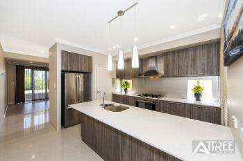 Listing image for 21 Ballycastle Loop, Canning Vale  WA  6155