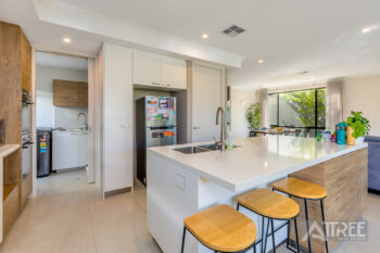 Listing image for 25 Cedarleaf Entrance, Treeby  WA  6164