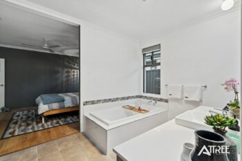 Listing image for 21 Escada Way, Piara Waters  WA  6112