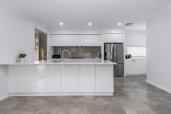 Listing image for 40 Middle Parkway, Canning Vale  WA  6155