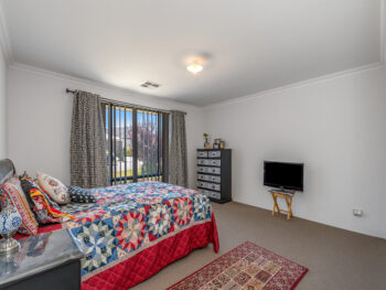 Listing image for 16 Mandalup Road, Haynes  WA  6112