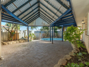 Listing image for 322 Knutsford Avenue, Kewdale  WA  6105