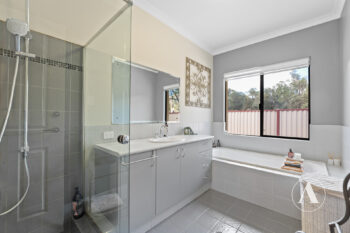 Listing image for 17 Sheoak Close, Baldivis  WA  6171