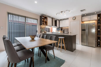 Listing image for 7 Bauxite Road, Treeby  WA  6164