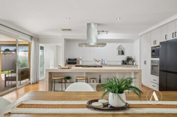 Listing image for 7 Randwick Bend, Harrisdale  WA  6112