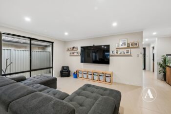 Listing image for 28 Fernhill Promenade, Harrisdale  WA  6112