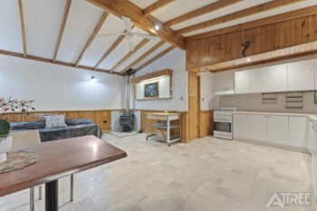 Listing image for 40 Springfields Close, Banjup  WA  6164