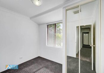 Listing image for 5 Flowerwood Way, Huntingdale  WA  6110